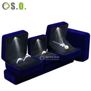 Caja de Almacenamiento de Joyería de Cuero PU con Logotipo Personalizado de Fábrica, Caja de Embalaje de Lujo para Anillos, Pulseras y Colgantes, Elegante Caja de Joyería - Product Image 1