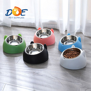 Conjunto de Comedouros para Cães e Gatos com Base Inclinada de Plástico e Aço Inoxidável, Personalizável e Fofo para Pequenos Animais, Protege a Coluna Cervical - Product Image 1