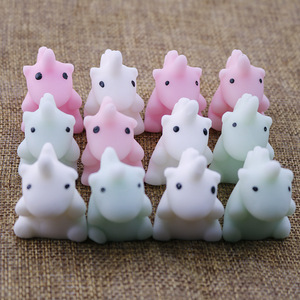 Fábrica Huajing, Venta al por Mayor de Lindos Juguetes Antiestrés de Animales Pequeños, Hechos de Goma TPR Suave, Diseños de Animales Aleatorios, para Niños de 5 a 7 Años - Product Image 5