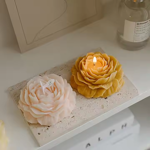 Handgemachte Kreative Mehrfarbige Pfingstrosenförmige Sojawachs-Kerze 90g Rauchfreie Duftkerze Umweltfreundliche Heimdekoration & Geschenk - Product Image 6