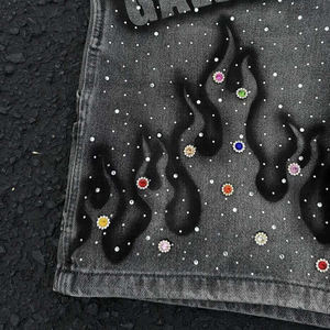 شورت جينز مزين بالأحجار الكريمة مخصص عالي الجودة 100٪ قطن شورت دينيم بغسيل قديم وتصميم عتيق مطبوع بتقنية DTG للرجال - Product Image 4