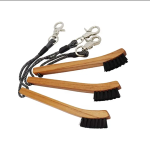 Brosse de nettoyage pour chaussures de golf en <span class=keywords><strong>bois</strong></span> avec cordon et mousqueton, poils en nylon rigide pour éliminer la saleté, l'herbe et les taches des crampons - Product Image 5