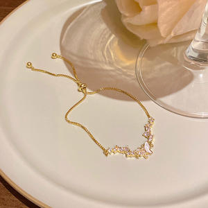 Bracciale da donna con pietra occhio di gatto a forma di fiore placcato con zirconi intarsiati, un regalo per la madre della mia ragazza - Product Image 6