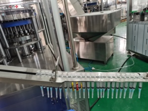 Macchina per la produzione di siringhe autodistruttive completamente automatiche di vendita calda con prezzo di fabbrica - Product Image 5