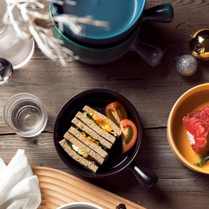 Bol en céramique émaillée colorée de style japonais-coréen avec poignée, plat à <span class=keywords><strong>gratin</strong></span>, plat à salade, plat à <span class=keywords><strong>fromage</strong></span>, moderne et minimaliste - Product Image 4