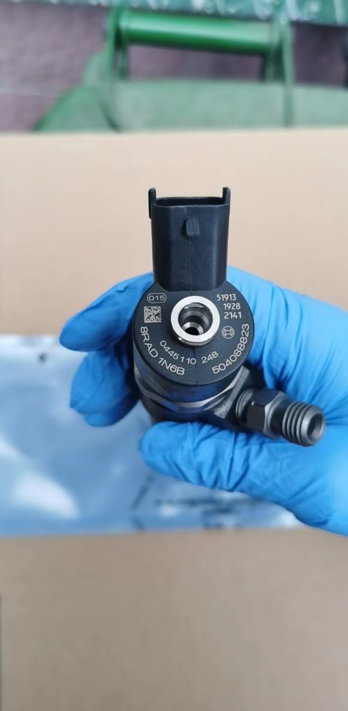 injector nozzle 0445110248 504088823 504380117 injector for Iveco Daily F1CE0481, F1CE0481F diesel fuel injector 0445110248