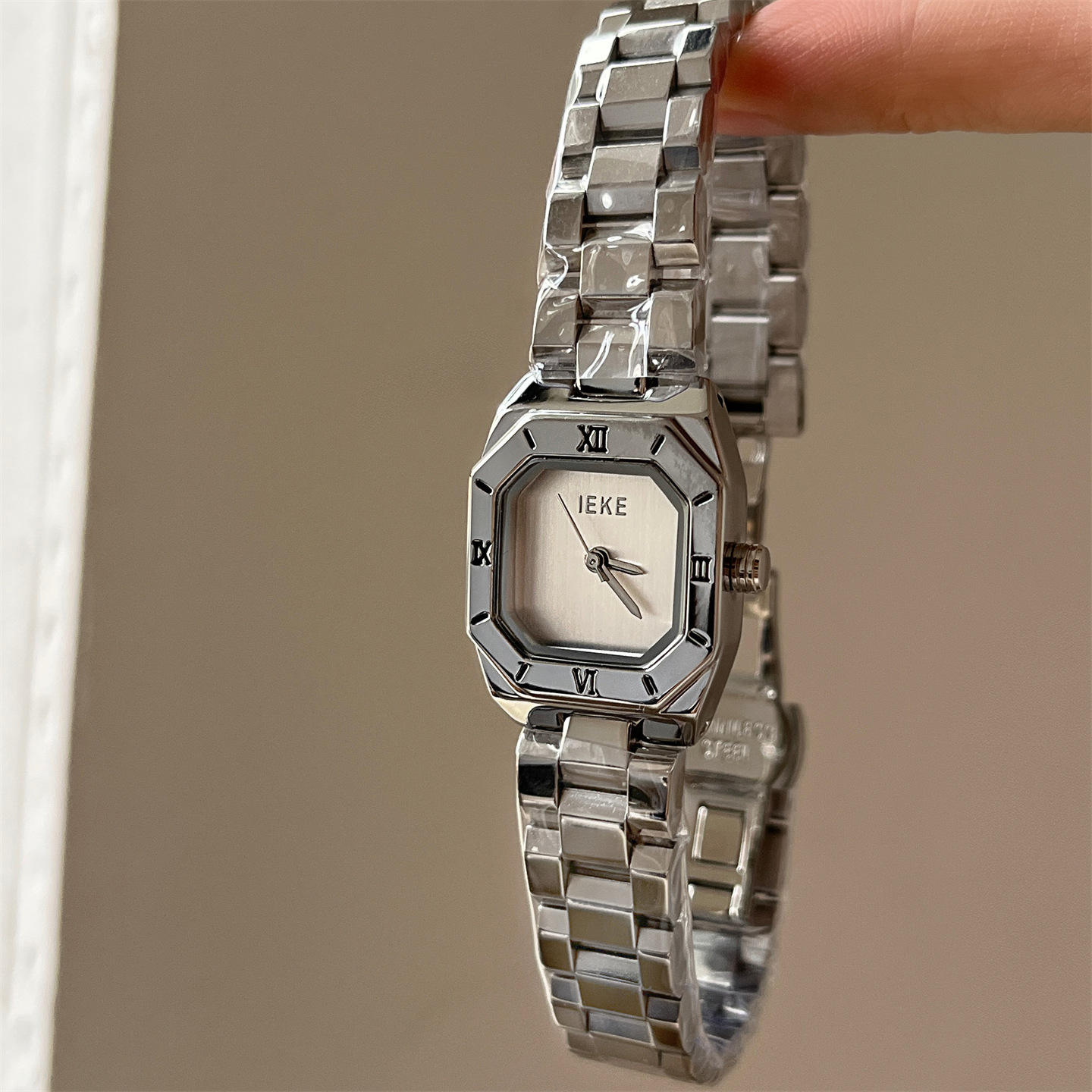 เงินด้วยแป้งขาว