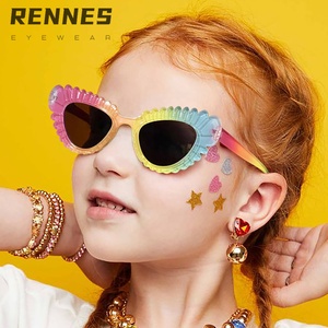Gafas de Sol <span class=keywords><strong>para</strong></span> niños de alta calidad al por mayor Color Clashing Quirky Cat Eye UV400 <span class=keywords><strong>PC</strong></span> <span class=keywords><strong>para</strong></span> vacaciones al aire libre Ocio Sun Shading - Product Image 1
