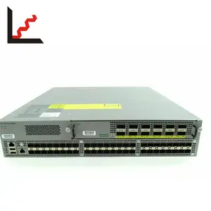 使用Cis co N9K-C9396PX连接9300，带有48x100M/1/10G-T和8x40G QSFP端口