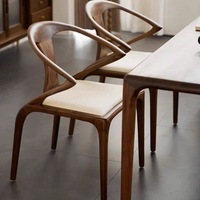 MULIGNA Chaise de salle à manger moderne en bois, confortable et rembourrée en cuir, pour salon et salle à manger – Vente en gros à prix abordable