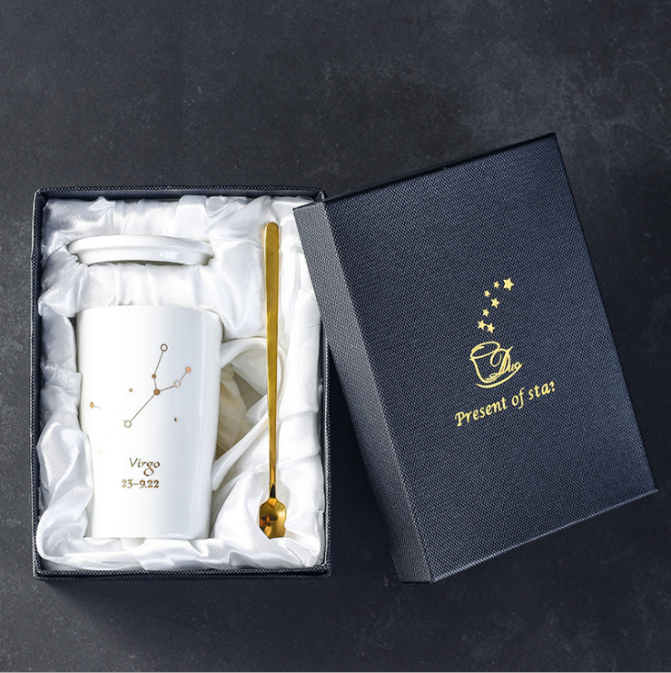 Caja de regalo blanca