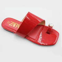 Tongs d'été avec décoration en diamant, sandales et chaussures de plage pour femmes, babouches femme tendance, respirantes