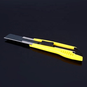 China Wholesale Retractable Safety <b>Lock</b> Utility Knife 18mm Paper <b>Cutter</b> with Snap-Off Steel Blade OEM Customizable - Product Image 4