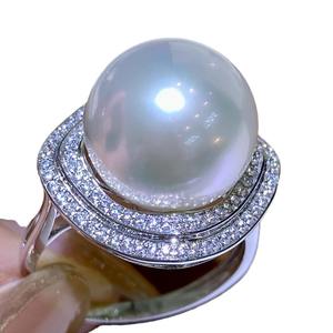 Anillo de Plata de Ley 925 con Incrustaciones de Perlas Naturales, Diseño Versátil, Resistente, Anillo Redondo de 12-13 mm, Marca Privada con Licencia - Product Image 5