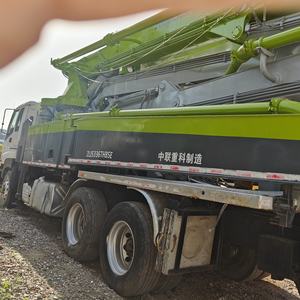 Produit phare : Camion pompe à béton Zoomlion 47M Boom 47X-5RZ avec moteur diesel, occasion, prix bas, en vente - Product Image 2