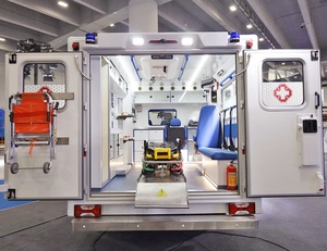 Grande Ambulanza di Emergenza NJIVECO NAVECO 4x4 Fuoristrada, Veicolo Medico con Monitoraggio ICU, Alimentazione Diesel - Product Image 6