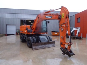 Pelle sur pneus DH140W-7 DOOSAN utilisé DH150 DH140 DX140 DX60W pelle sur pneus à vendre - Product Image 4