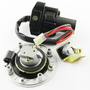 Verrou de protection de réservoir de carburant, pour Suzuki Hayabusa GSX1300RY <span class=keywords><strong>GSX1300R</strong></span> K1 K2 K3 K4 K5 K6, 2 pièces - Product Image 2