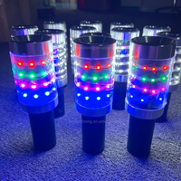 Bâton lumineux LED stroboscopique pour soirée en boîte de nuit, service de bouteilles de champagne, bâton lumineux à main pour accessoires de danse