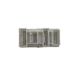Adaptador de Conector BHR1-67-SC1A para Mazda 3 CX-4 CX-5, Conector Automotriz de Plástico Blanco - Product Image 2
