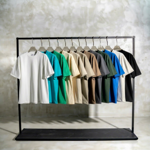 T-shirt Homme Col Rond Manches Courtes 100% Coton Personnalisable avec Logo, Couleur Unie, Décontracté, Coupe Ample, en Jersey Tricoté Blanc et Noir - Product Image 6
