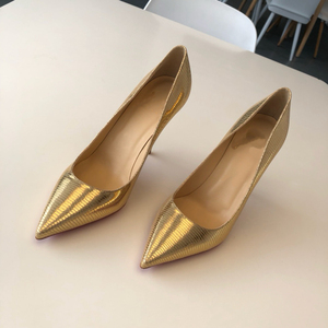 Zapatos de tacón de aguja de lujo con suela roja y punta dorada, elegantes zapatos metálicos para novia, que aumentan la altura, para bodas, fiestas y eventos, venta al por mayor. - Product Image 5