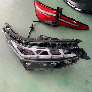 TENES Auto Parts <span class=keywords><strong>2021</strong></span> + Lámpara trasera con lente roja para Toyota Fortuner Bodykit Accesorios Nueva condición Luz trasera - Product Image 2