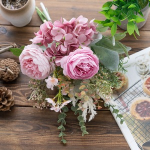 Bouquet de fleurs artificielles CallaFloral, roses roses et hortensias, pour la décoration de la maison et des mariages CF01384 - Product Image 1