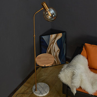 Lampe de sol haut de gamme pour salon, table d'appoint luxueuse, canapé avec table basse, étagère de chambre, lampe de table