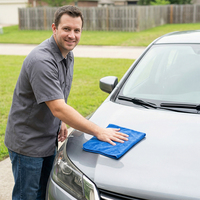 Serviette en microfibre nano suédée personnalisée avec logo d'usine, super douce et super absorbante, pour le detailing automobile et les surfaces délicates.