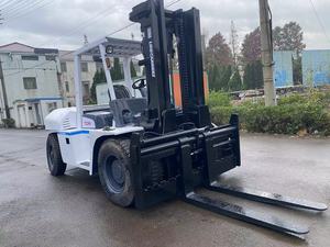 <b>Used</b> TCM FD100 Diesel Forklift 10 Ton with Three Stage Mast 1220x125x50 Fork Dimensions Engine Motor & Bearing-Good Condition - Product Image 2