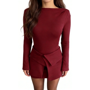 Conjunto de 2 Piezas para Mujer: Blusa de Manga Larga con Cuello Barco y Falda Asimétrica con Botones - Estilo Casual para Oficina - Product Image 5