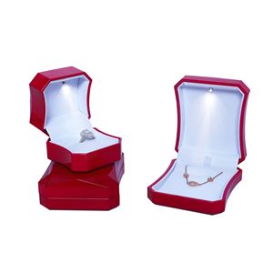 Caja de Joyería Creativa con Luz LED y Foco para Anillos, Pendientes y Colgantes, Caja para Empaque de Anillos y Colgantes - Product Image 5