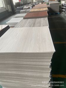 Carreaux <span class=keywords><strong>de</strong></span> <span class=keywords><strong>Sol</strong></span> en Vinyle PVC Auto-Adhésifs et Imperméables à Coller (LVT) pour Revêtement <span class=keywords><strong>de</strong></span> <span class=keywords><strong>Sol</strong></span> PVC – Vente en Gros - Product Image 3