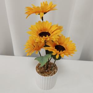 造花 5輪のひまわり 鉢植えのデイジー 盆栽 春 バレンタインデー ホームデコレーション ソフトで自然な質感 - Product Image 3