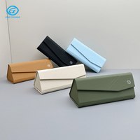 Étui à lunettes rigide pliable personnalisé avec logo triangulaire, design de sublimation, emballage de luxe pour lunettes de soleil