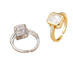 Anello quadrato regolabile in stile pietra, design elegante per l'uso quotidiano - Product Image 1