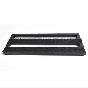 <span class=keywords><strong>Pedaliera</strong></span> per <span class=keywords><strong>Chitarra</strong></span> MPB-2 in Alluminio con Design Impermeabile e Resistente e Borsa per il Trasporto - Product Image 1