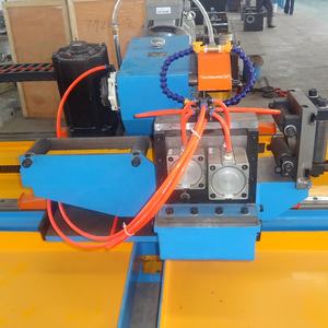 Máquina automática de sierra de cinta en frío para tubos de acero con motor de 550W, tensión hidráulica, bajo costo de mantenimiento, engranajes y motor - Product Image 2