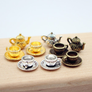 <span class=keywords><strong>Set</strong></span> di Teiera e Caffettiera in Miniatura in Metallo per Decorazione Cucina Casa delle Bambole, 3 Pezzi - Product Image 1