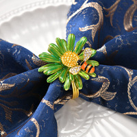 Anneau de serviette en alliage de style occidental doré, motif abeille et tournesol, décoration de table pour mariage, taille personnalisée, vente en gros transfrontalière