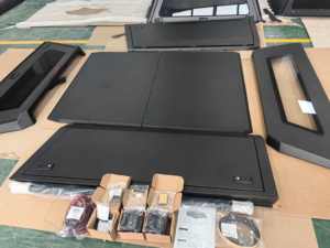 Toldo Rígido de Aluminio para Camioneta, Compatible con Hilux, Tacoma, F150, Tundra, Amarok, Dmax, Isuzu B2B, Ajuste Personalizado, Venta al Por Mayor - Product Image 3