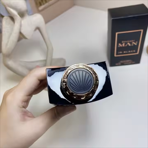 <span class=keywords><strong>Parfum</strong></span> de Cologne pour hommes de luxe de marque originale en bouteille noire Eau De <span class=keywords><strong>Parfum</strong></span> <span class=keywords><strong>Meilleur</strong></span> <span class=keywords><strong>parfum</strong></span> déodorant de longue durée en gros - Product Image 3