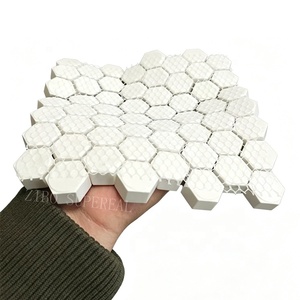 Mosaïque hexagonale en <span class=keywords><strong>céramique</strong></span> d'alumine 92% Al2O3, résistante aux chocs et à la compression - Product Image 2