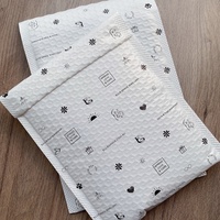 Enveloppes à bulles de luxe en PE vierge de haute qualité, épaisseur 1,5 mil, scellées à chaud, pour emballage OEM, expédition de chaussures, chaussettes, fourrures, personnalisables