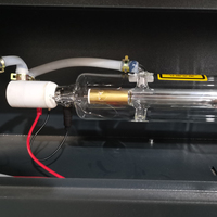 Mesin Pemotong Laser Kain CNC CO2 1814 dengan Pengumpan Otomatis