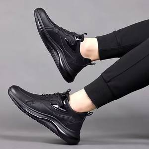 <span class=keywords><strong>Scarpe</strong></span> da passeggio Casual da uomo <span class=keywords><strong>più</strong></span> popolari <span class=keywords><strong>comode</strong></span> Sneakers impermeabili <span class=keywords><strong>per</strong></span> Outdoor Sport nero 38-45 taglia - Product Image 4