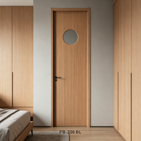 Porte de chambre moderne en MDF insonorisée, design personnalisable, surface finie pour usage intérieur dans les villas et salles de bain