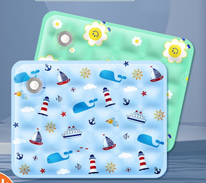 <span class=keywords><strong>Tapis</strong></span> rafraîchissant Betty Pet en PVC <span class=keywords><strong>pour</strong></span> chiens - Lit <span class=keywords><strong>de</strong></span> voyage estival <span class=keywords><strong>pour</strong></span> voiture avec gel auto-confortant - Product Image 3