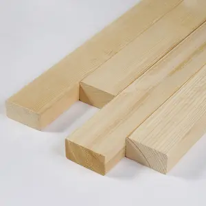Tira cuadrada de madera de pino, piezas de pino, palo de madera, modelo de material de construcción, fabricantes, venta directa